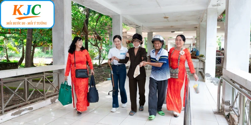 Những khoảnh khắc đáng nhớ trong hành trình lan tỏa yêu thương